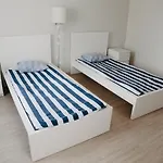 Vesiroos Apartment - Free Parking Parnu