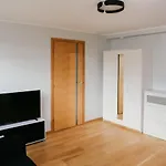 Vesiroos Apartment - Free Parking * Parnu