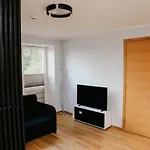 Apartment Vesiroos Apartment - Free Parking *