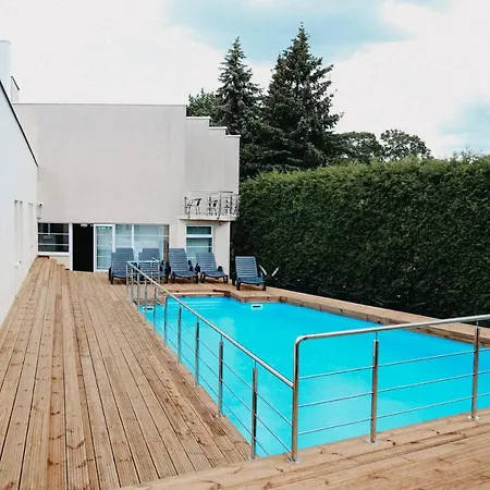 Apartman Vesiroos - Free Parking