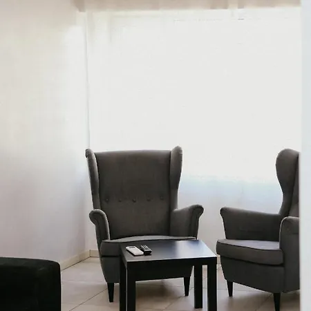 Vesiroos - Free Parking 派尔努