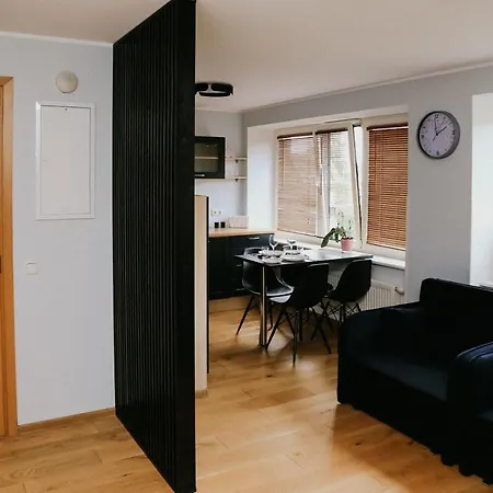 Vesiroos - Free Parking * 派尔努