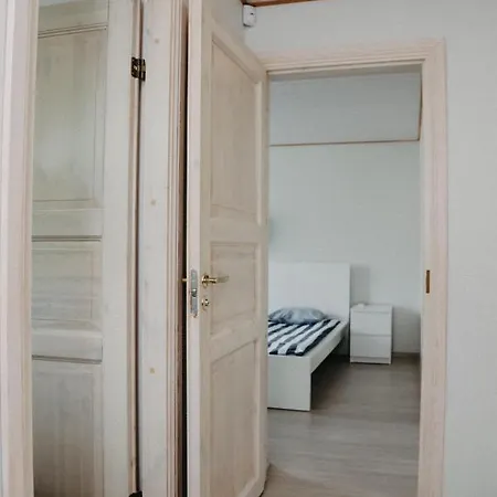 Vesiroos - Free Parking *