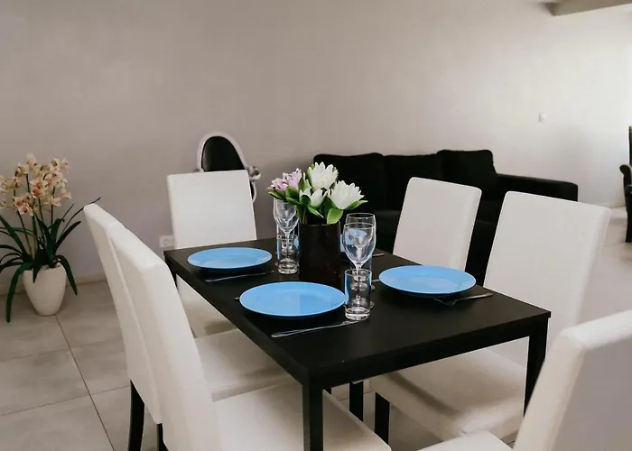 Vesiroos - Free Parking