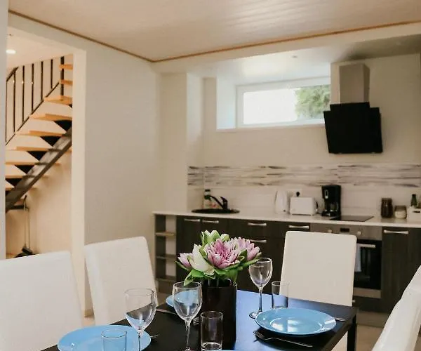 Vesiroos - Free Parking Διαμέρισμα