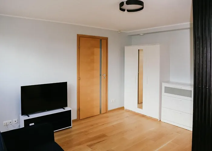 Vesiroos - Free Parking * Παρνού