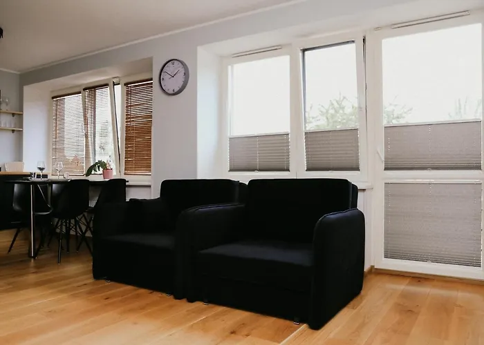 Vesiroos - Free Parking * Παρνού