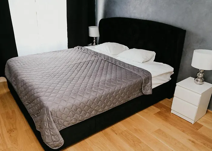 Vesiroos - Free Parking * Παρνού